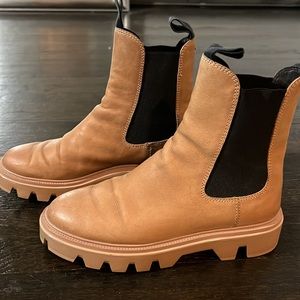 Rag and bone Quest Chelsea boot. Women’s size 39EU (9 USA)